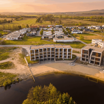 hf_20260418_125724_cbcae920-2c04-40bd-8171-e67f5a4d52d0